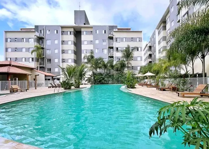Apartamento em UBATUBA próximo as praias com piscina